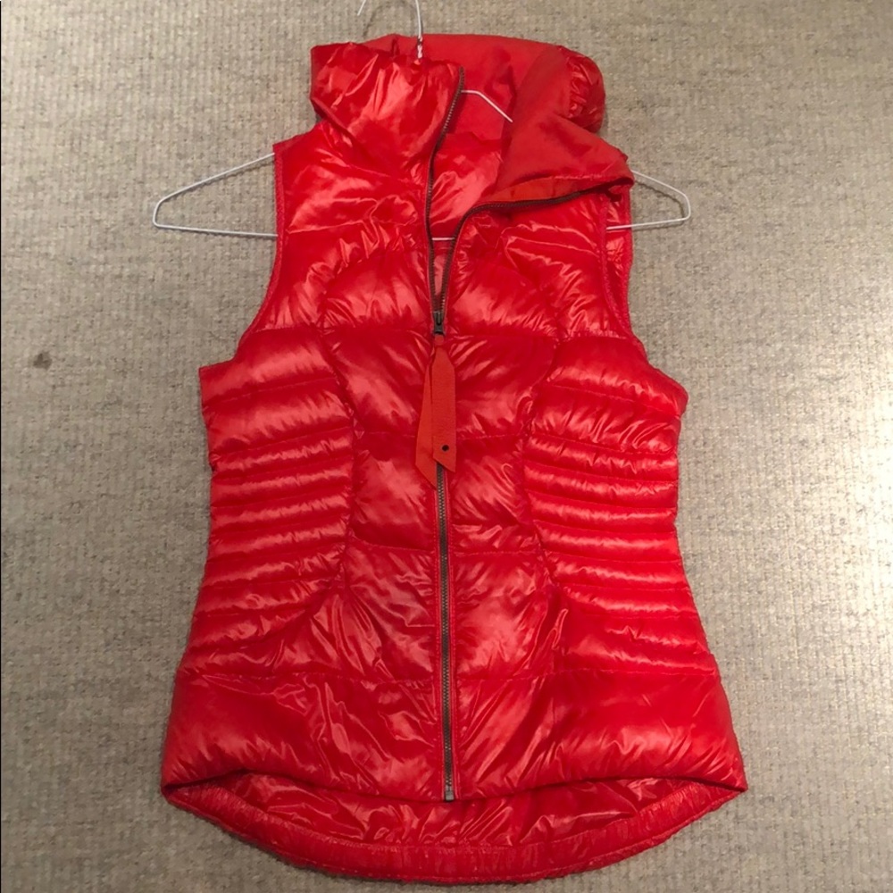 LULULEMON FLUFFIN AWESOME PUFFER VEST
